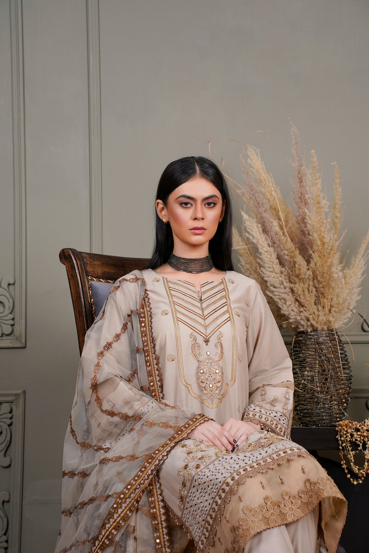 Embroidered 3-Piece Unstitched Suit | Premium Women's Fashion | Elvaruna